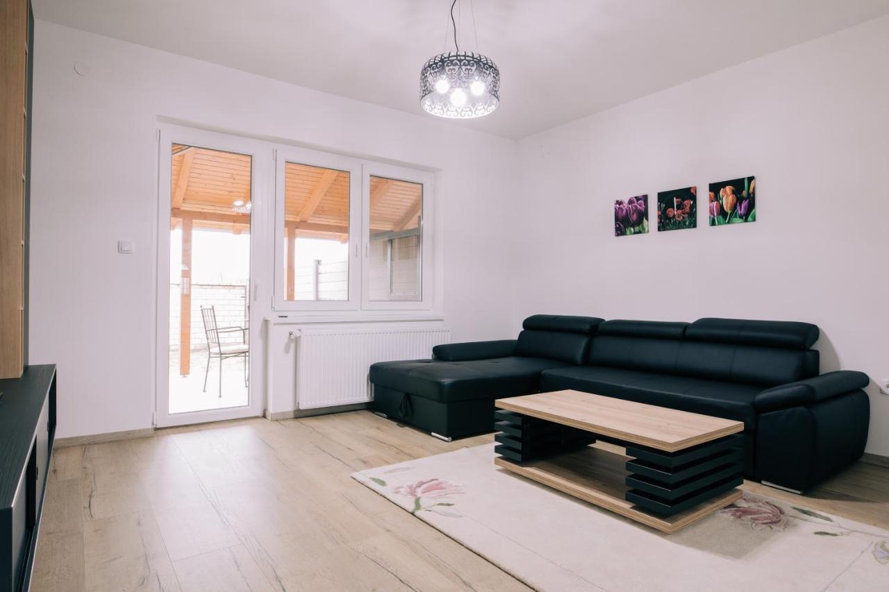 Tulip Guest House Ii. Palić Eksteriør billede